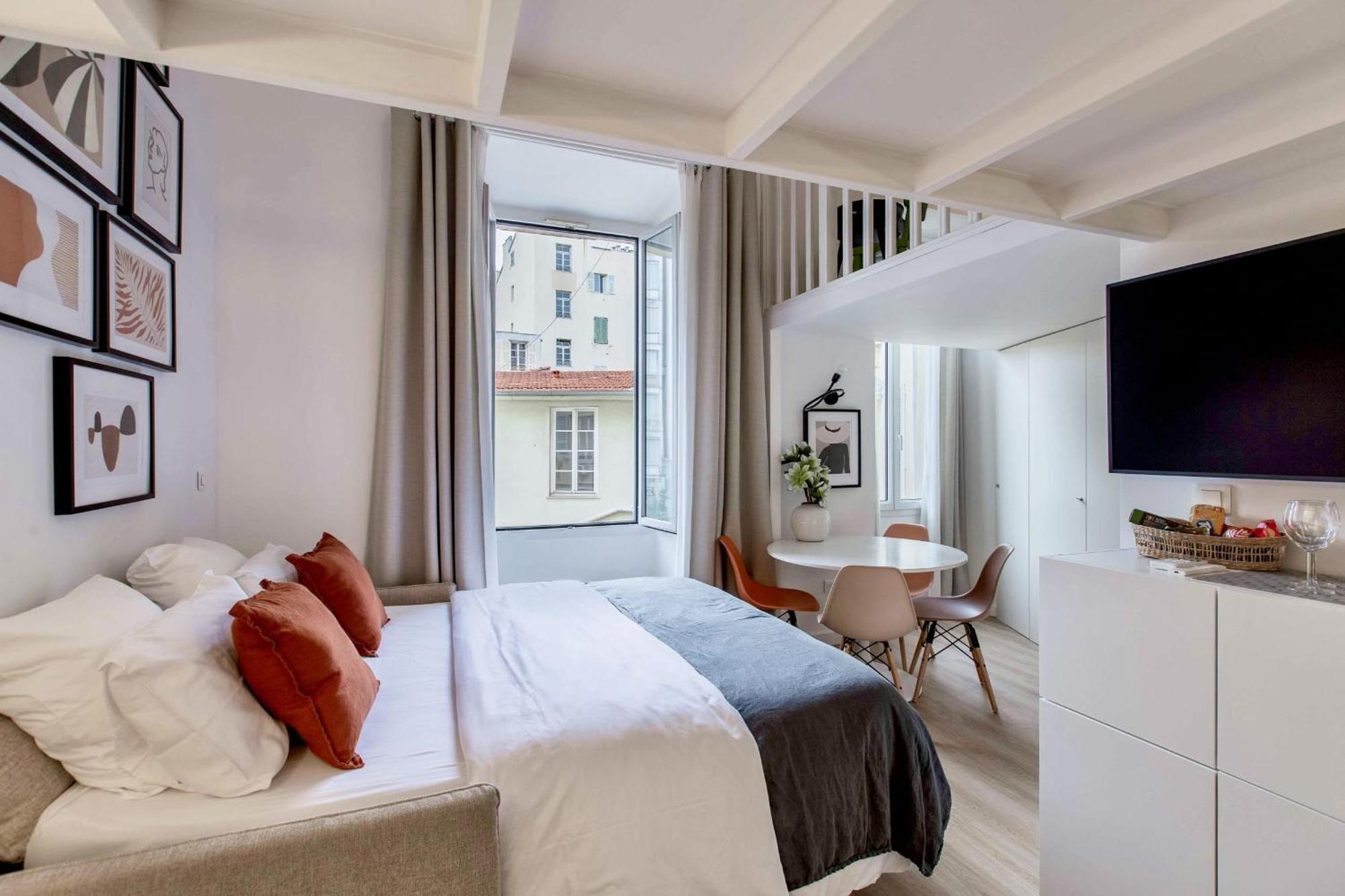 Suede Promenade Duplex At 1 Min From The Sea 2 Bathrooms *