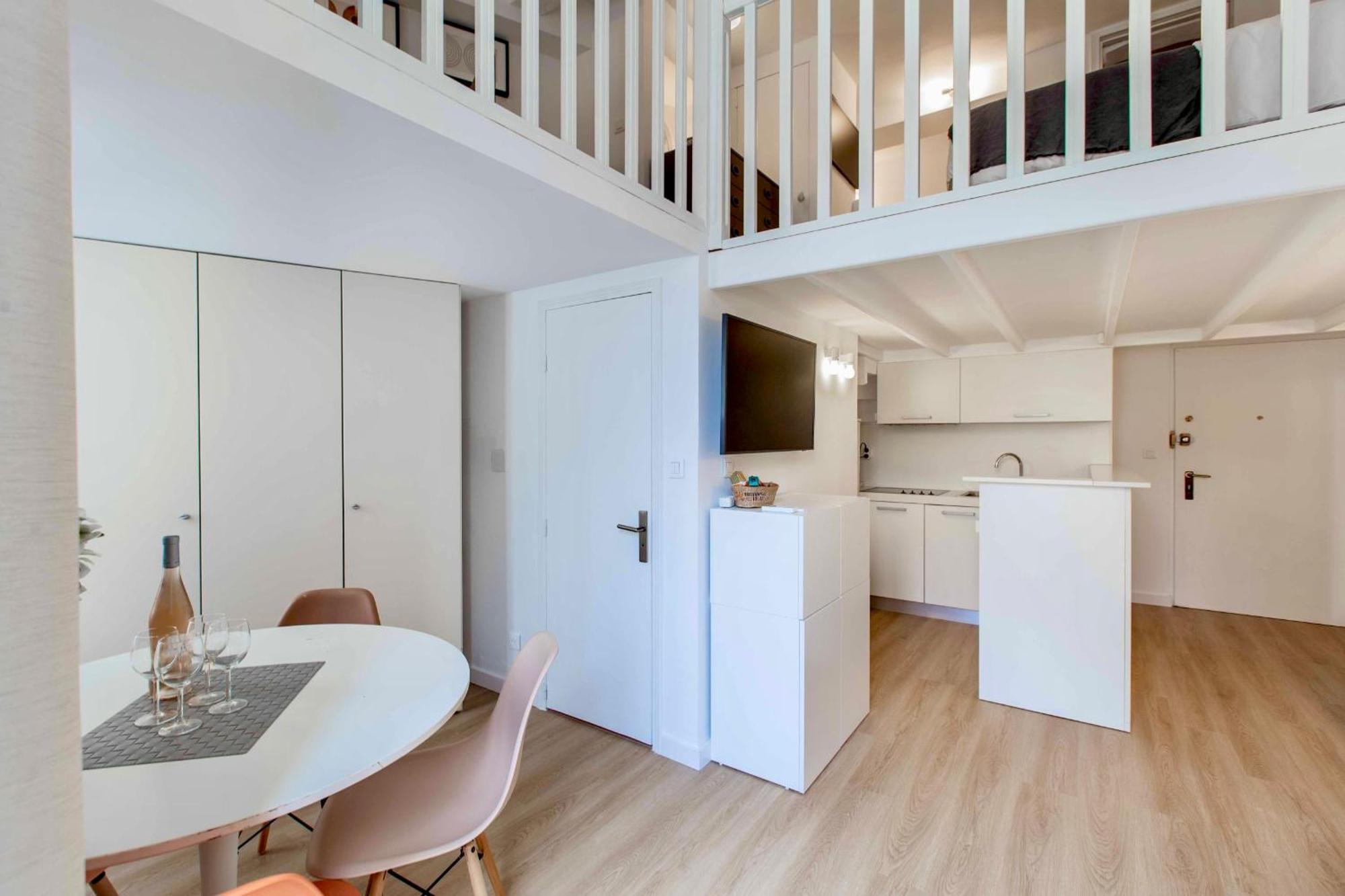 Suede Promenade Duplex At 1 Min From The Sea 2 Bathrooms Apartment