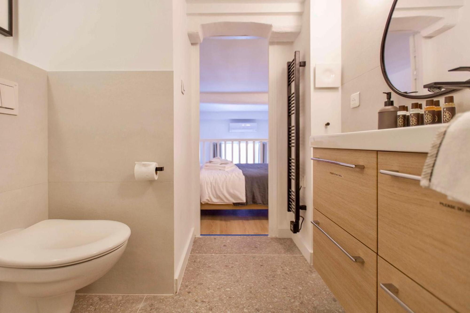 Apartment Suede Promenade Duplex At 1 Min From The Sea 2 Bathrooms Nizza
